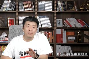 给你特别的生日！深圳新鹏城外援杜加利奇带妻子乘坐直升机庆生