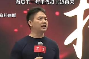 女球员互换球衣，西班牙小姐姐善意提醒对方？