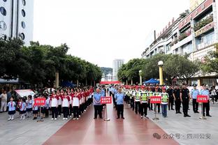 乔治缺阵！快船vs独行侠首发：哈登/曼恩/科菲/小卡/祖巴茨