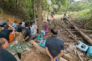 滕帅阵法看懂了吗？遭对手狂轰31脚打门，曼联本场平均位置？