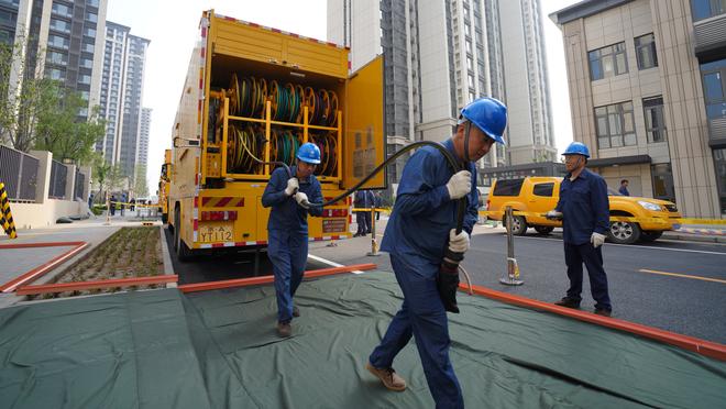 东体：马莱莱至少缺席接下来两轮联赛，申花或围绕谢鹏飞变阵